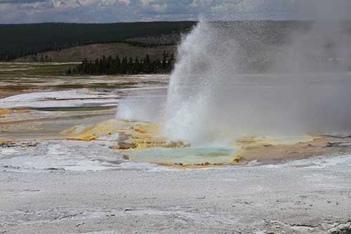 Yellowstone “eye candy”